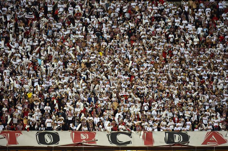 Torcida enfim comemorou uma vit&oacute;ria contra o Corinthians no Morumbi