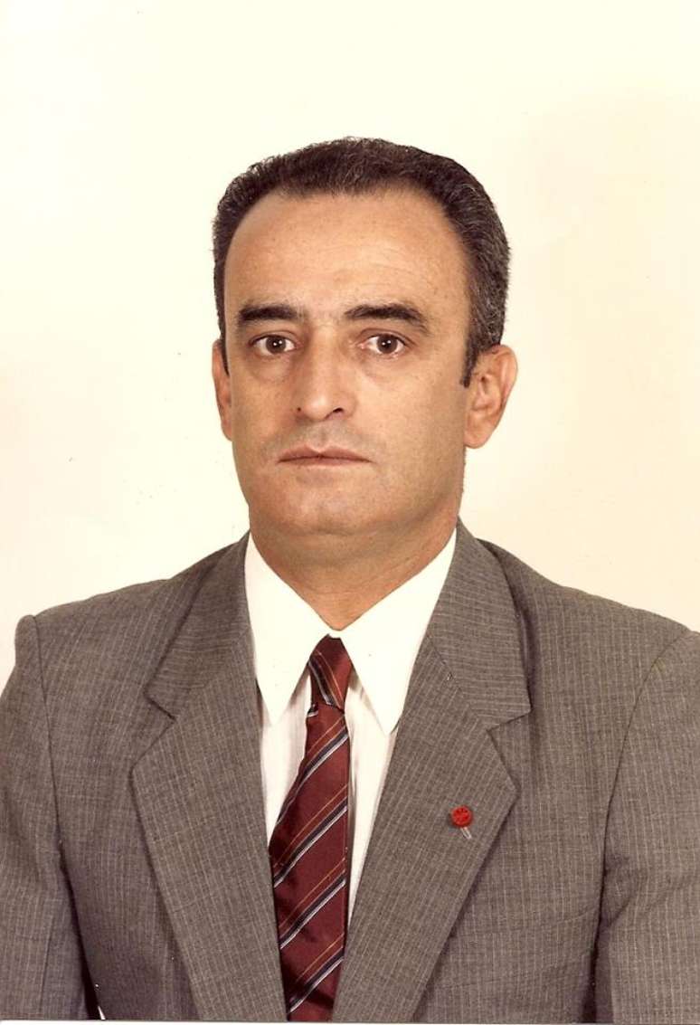 Juiz Hamilton  devolveu pelo correio sua medalha ap&oacute;s saber que o Governo concedeu a comenda ao l&iacute;der do MST