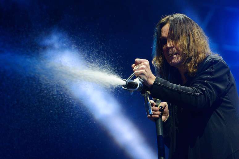 Ozzy Osbourne se apresentou neste sábado (25) na Arena Anhembi, em São Paulo, como headliner do primeiro dia do Monsters of Rock