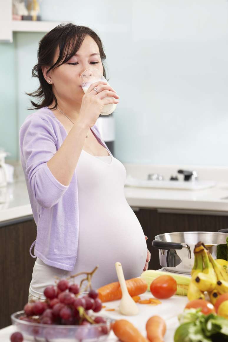 Ingerir leite orgânico na gravidez pode prejudicar Q.I. do bebê, garante estudo