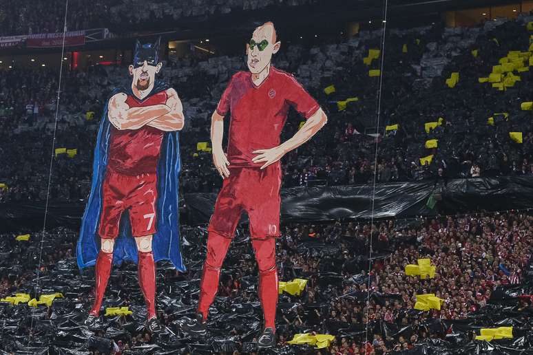 Ribéry e Robben ganharam caricaturas do Batman e do Robin, respectivamente