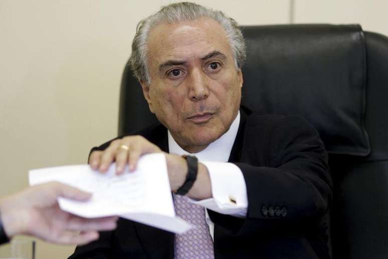 Vice-presidente da República, Michel Temer, durante reunião em Brasília. 14/04/2015