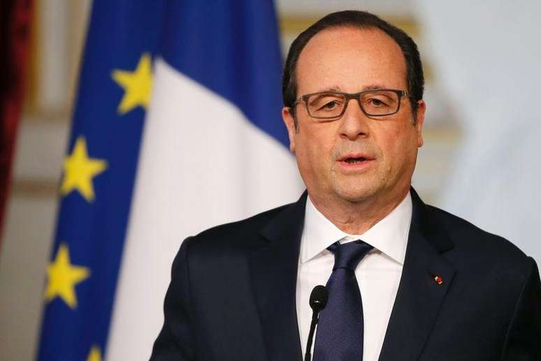 Presidente francês, François Hollande, em foto de arquivo no Palácio do Eliseu, em Paris. 29/04/2015