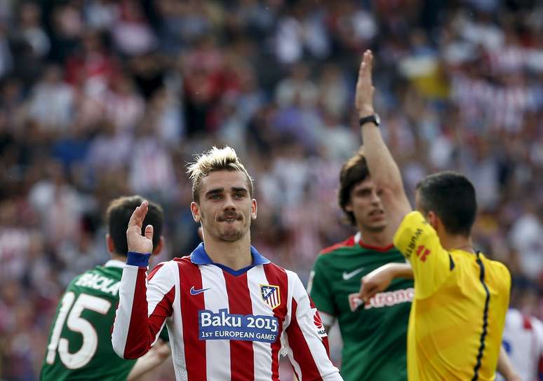 Griezmann teve gol anulado, e torcida do Atlético se revoltou com arbitrage,