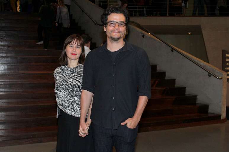 O ator Wagner Moura e a mulher