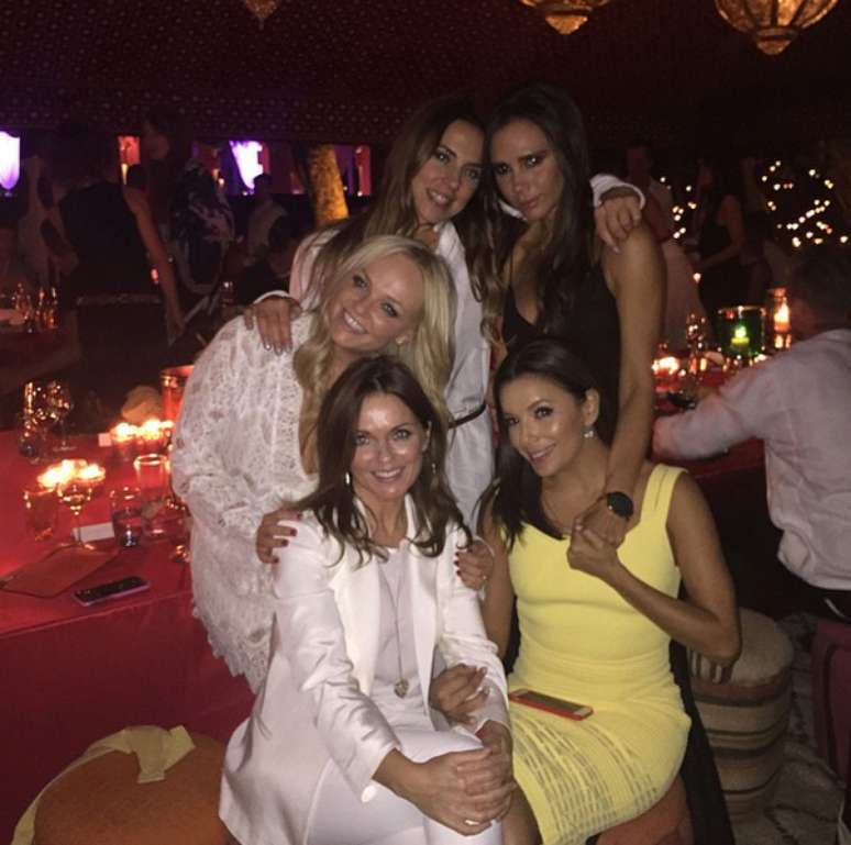 "Spice Girls em Marrakesh", escreveu Victoria Beckham na legenda da foto