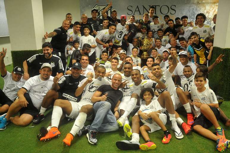 Santos voltou a vencer em casa o Paulista; última vez foi em 2011, contra o Corinthians