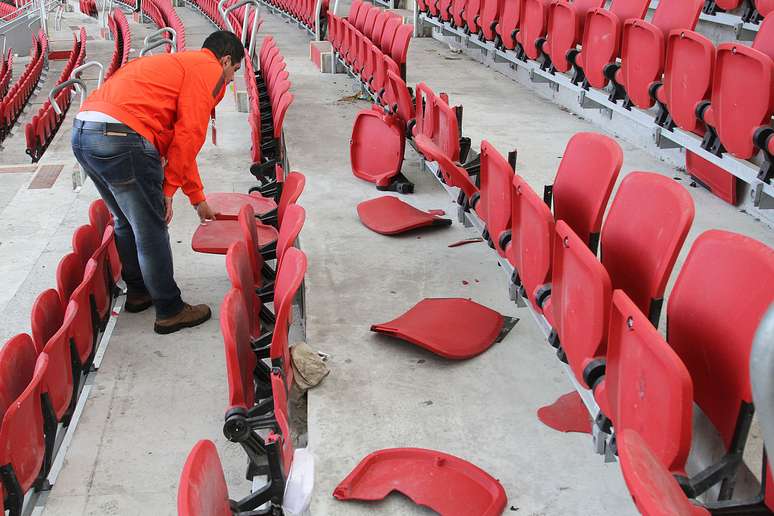 Inter contabilizou 215 cadeiras quebradas em confusão