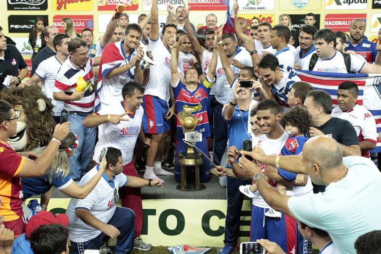 Fortaleza conquistou o título com gols contestados pelo rival