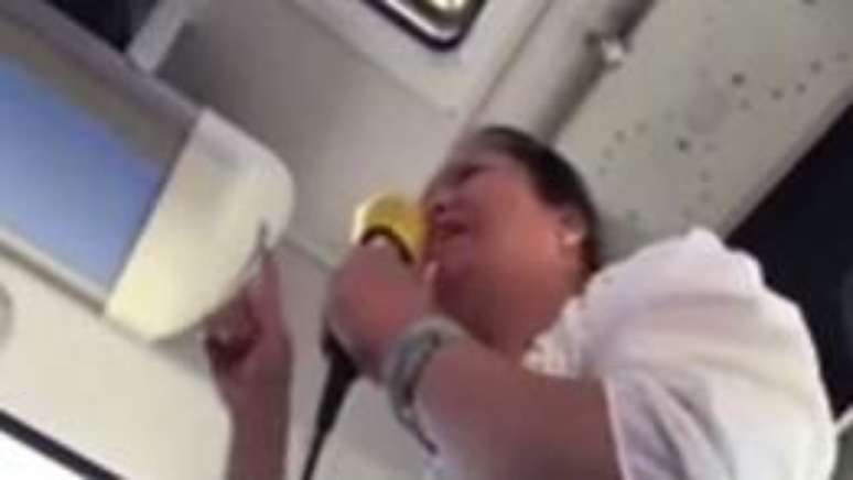 Guia turística de Yunnan flagrada em vídeo