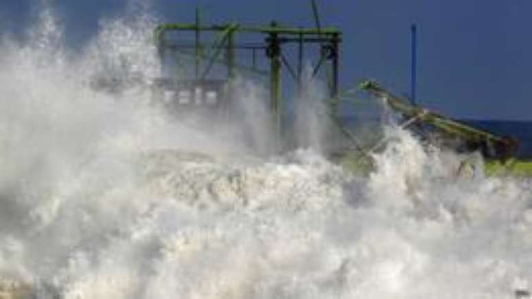 As ondas originadas pelo fenômeno do swell são mais perigosas e mais fortes