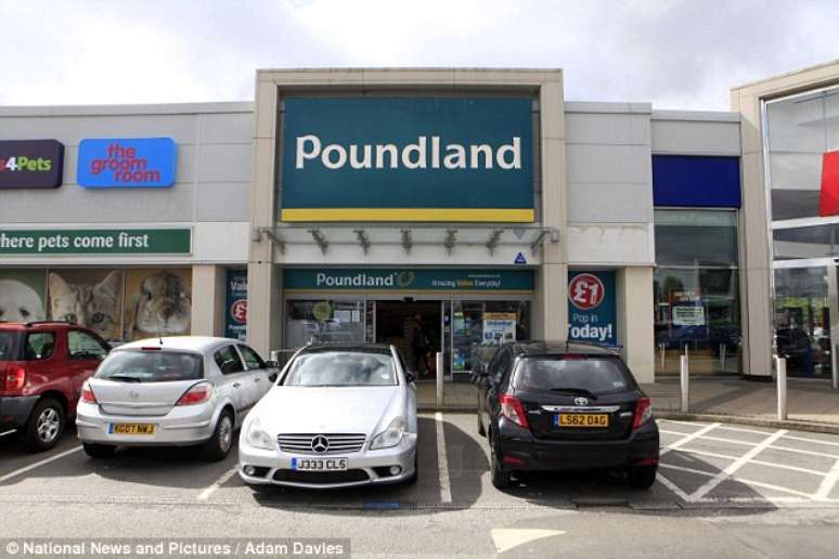 Assessoria de imprensa da loja Poundland afirmou que lamentava o ocorrido 