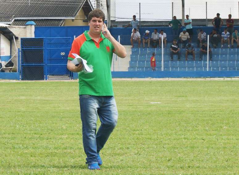 Serdan dividirá trabalho de treinador com vice-presidente Leonardo Silveira (foto)