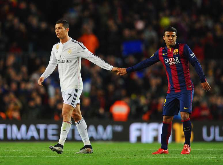 Após os atentados em Paris, um deles na porta de um estádio de futebol que recebia o amistoso França x Alemanha, países da Europa têm cancelado partidas com receio de novos ataques