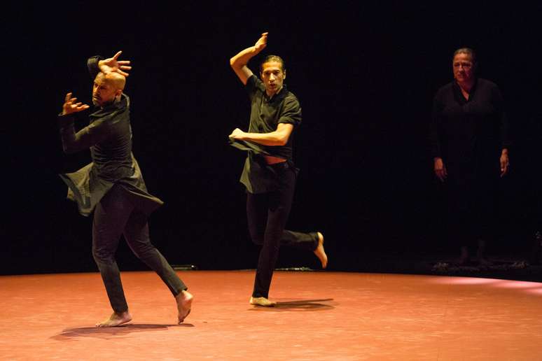 Cena de "Torobaka", que abriu o Festival OBND, em São Paulo