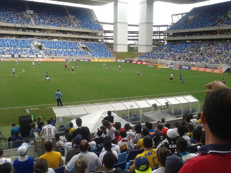 Arena Pantanal contou com pequena presença de público