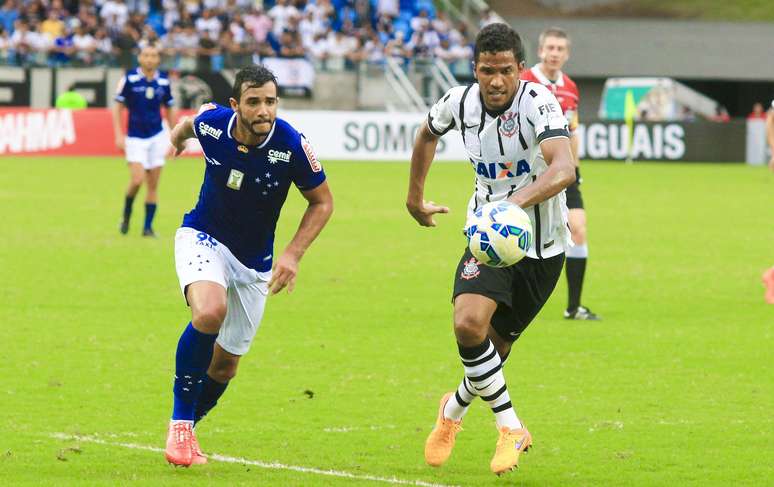 Henrique não conseguiu se firmar no Cruzeiro