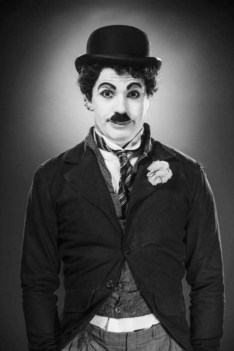 Jarbas Homem de Mello é Charles Chaplin em musical biográfico do artista que influenciou diversas linguagens artísticas