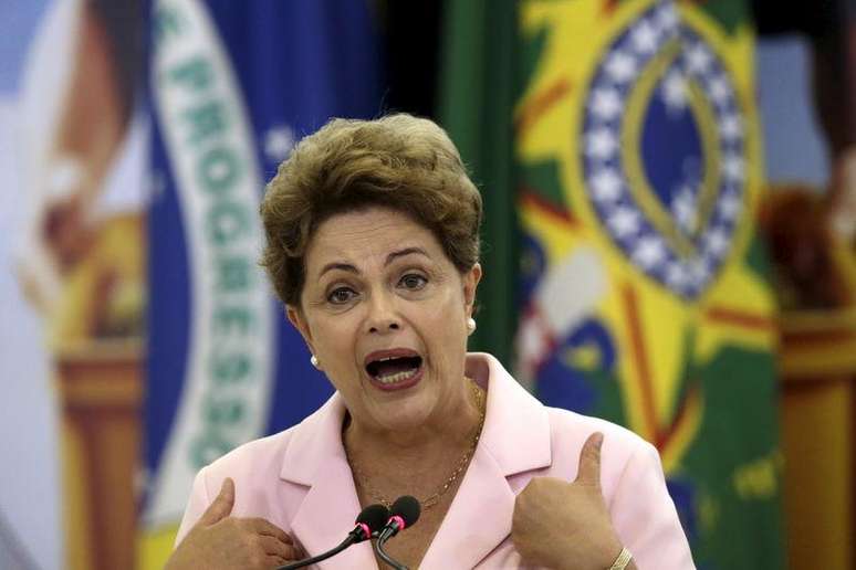 Presidente Dilma Rousseff durante evento no Palácio do Planalto, em Brasília, em 06 de maio