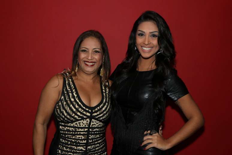 Anivers&aacute;rio ex-BBB Amanda