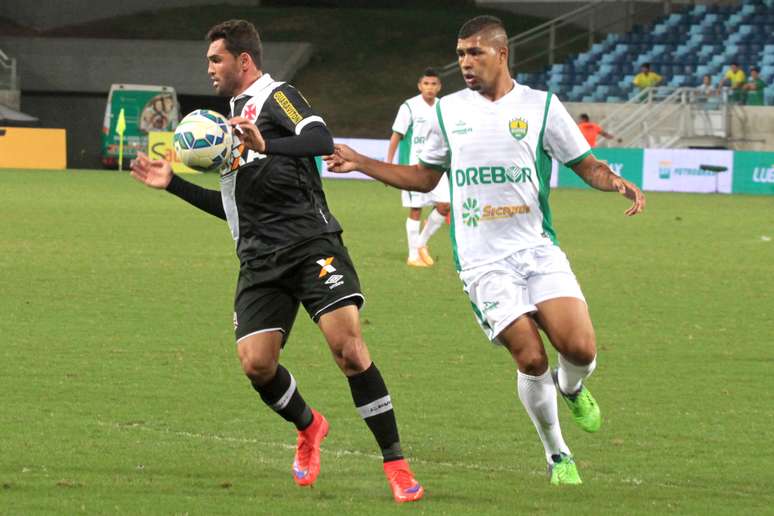 Vasco n&atilde;o teve vida f&aacute;cil fora de casa