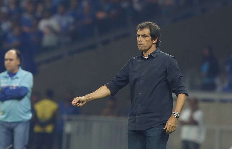 Milton Cruz ainda &eacute; o interino do S&atilde;o Paulo