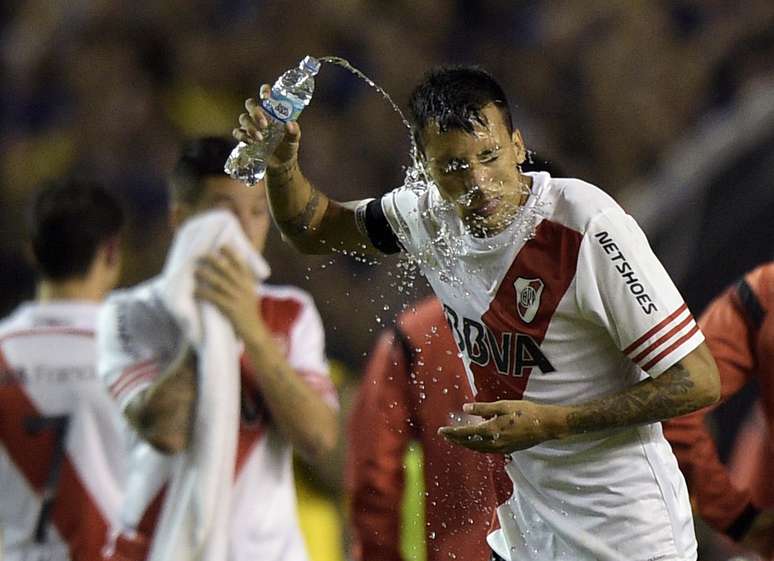 Quatro atletas do River foram diagnosticados com ceratite química