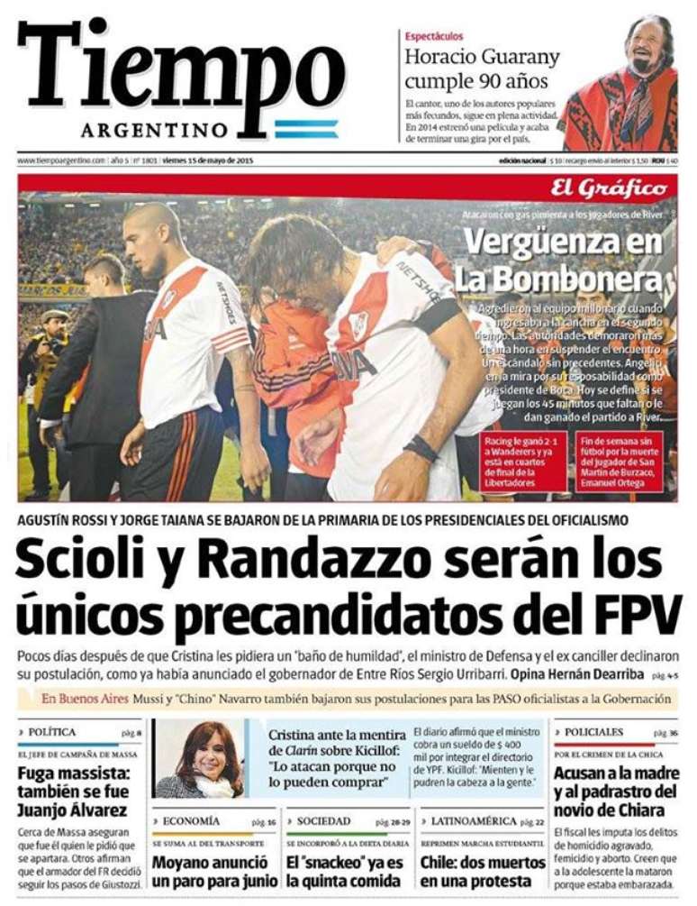 Suplemento El Gráfico, do jornal Tiempo Argentino, ainda destaca que as autoridades demoraram mais de uma hora para suspender a partida