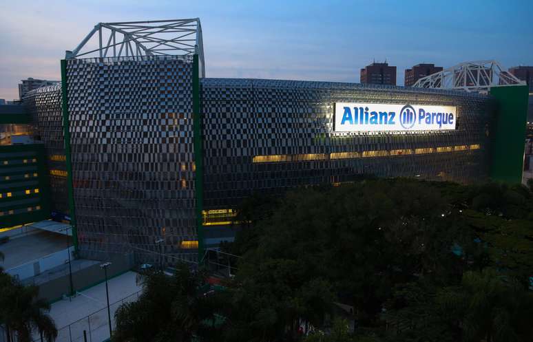 O painel do Allianz Parque ficou bonito com a nova iluminação?