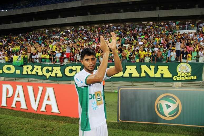 Meia Raphael Luz foi um dos destaques do Cuiabá na Copa Verde 