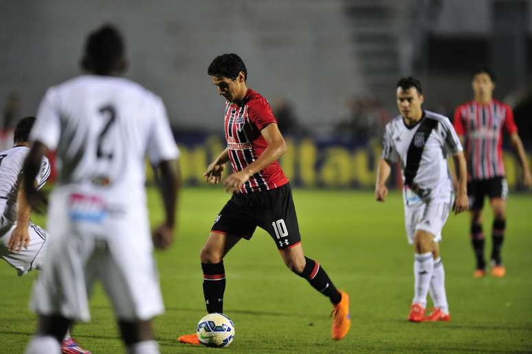 Ganso teve mais uma partida discreta em 2015