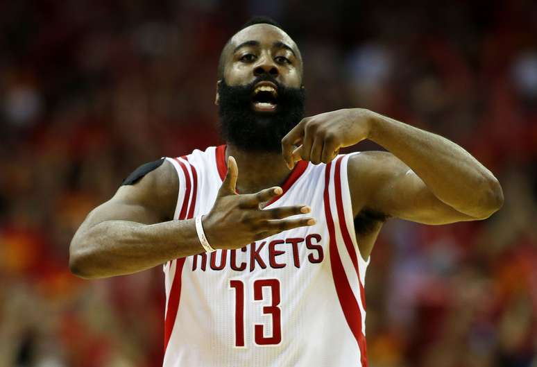 Harden foi o cestinha do dia no Toyota Center