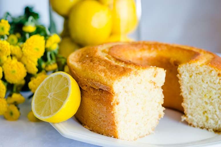 Com receitas simples, os bolos caseiros se tornaram febre entre os consumidores