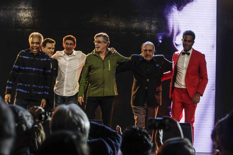 Gilberto Gil, João Marcelo Bôscoli, Fagner, Ivan Lins, Luís Carlos Miele e Jair Oliveira