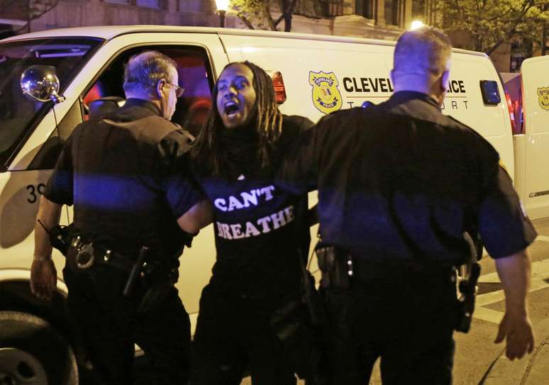 Polícia de Cleveland conta 71 presos em protestos durante a noite