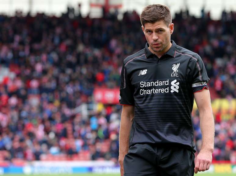 Último jogo de Steven Gerrard pelo Liverpool foi melancólico: 6 a 1 para o Stoke