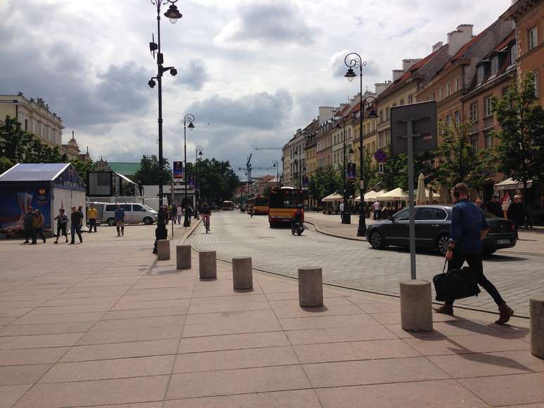 Lojinha oficial do torneio n&atilde;o abriu at&eacute; meio-dia de segunda-feira