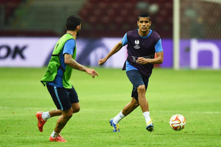 L&eacute;o Matos foi titular nos &uacute;ltimos cinco jogos da competi&ccedil;&atilde;o europeia