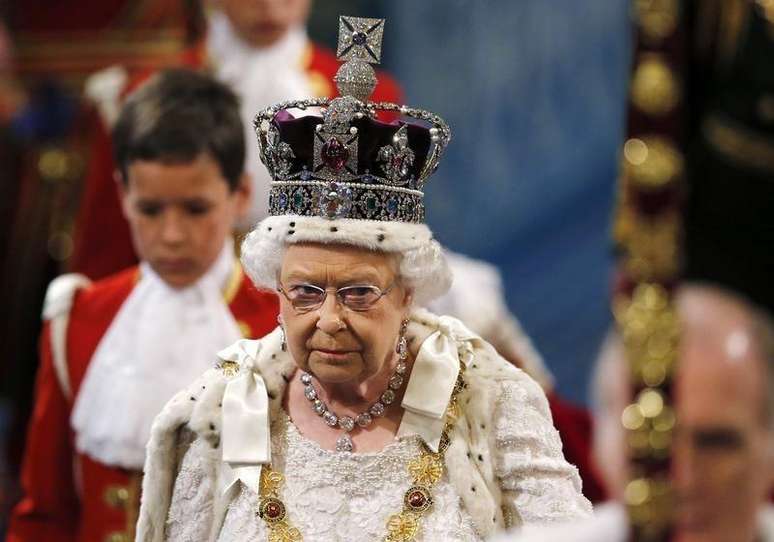 Rainha Elizabeth no Palácio de Westminster, em Londres.   27/05/2015