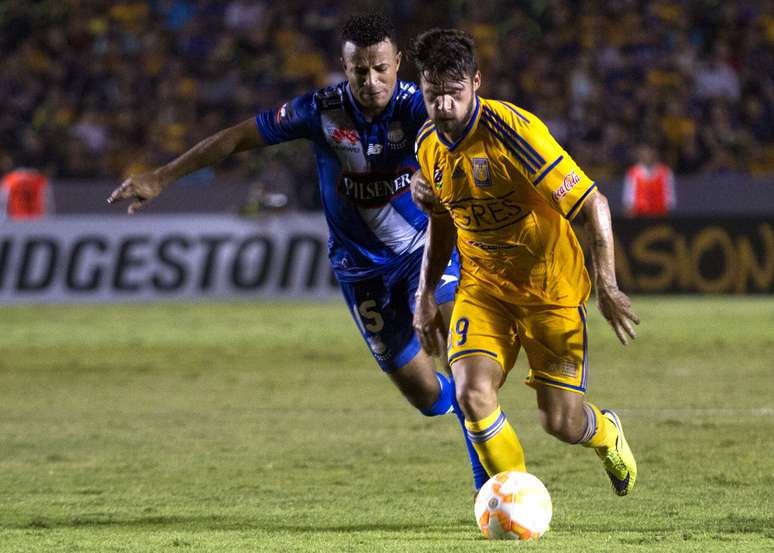 Rafael Sobis liderou o Tigres a uma história classificação na Libertadores