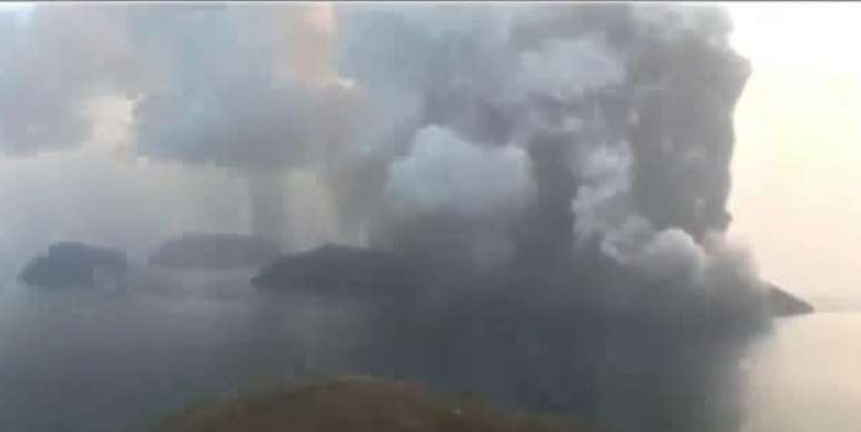 Formadas no arquip&eacute;lago remoto de Zubair, parte do I&ecirc;men, as chamadas Sholan e Jadid, ilhas no Mar Vermelho, nasceram em 2011 e 2013