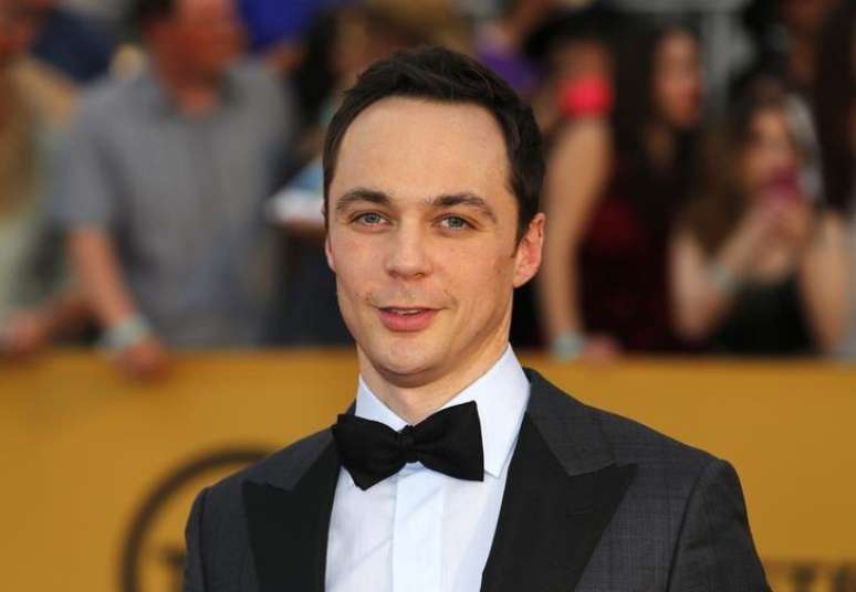 Ator Jim Parsons, do seriado "The Big Bang Theory", na chegada do Screen Actors Guild Awards, em Los Angeles, nos Estados Unidos, em janeiro. 25/01/2015