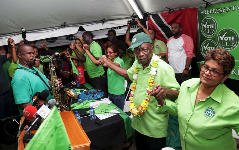 Jack Warner foi festejado pelo Partido Liberal Independente em Chagaunas