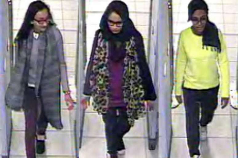 Amira Base, Shamima Begum e Kadiza Sultana foram flagradas minutos antes de embarcarem em um voo para Istambul, na Turquia, em um aeroporto em Londres
