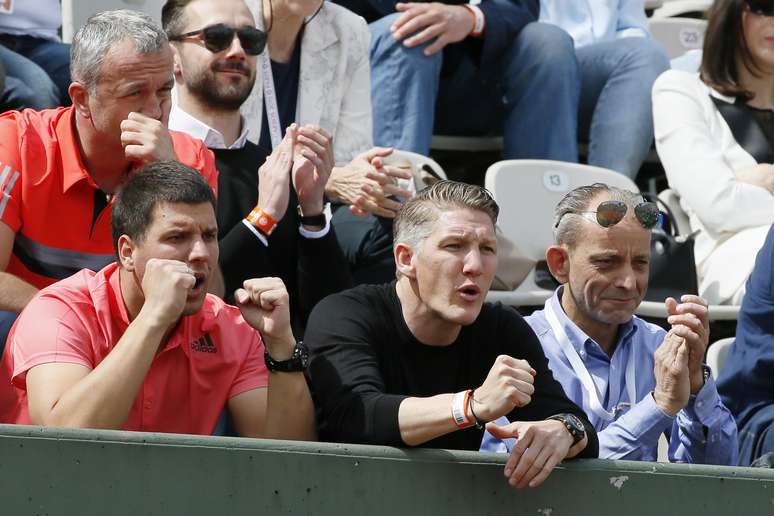 Namorado de Ivanovic, Schweinsteiger prestigiou a musa em Roland Garros