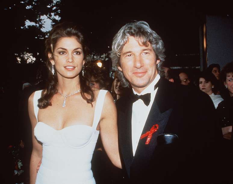 A modelo foi casada com o ator Richard Gere por quatro anos no início dos anos 1990