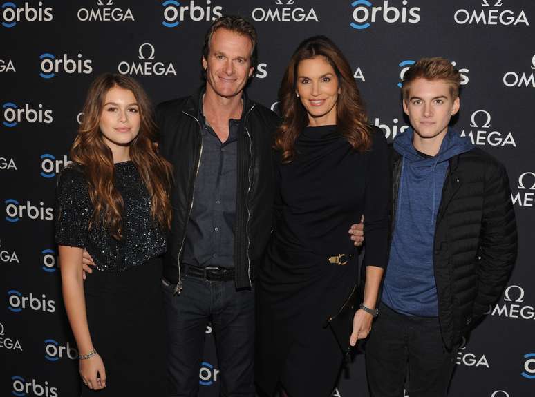 Cindy Crawford, o marido e os filhos