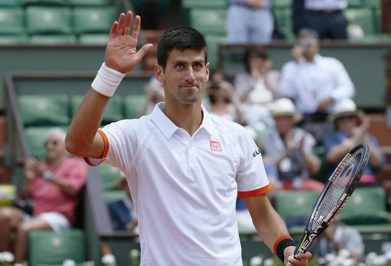 Novak Djokovic busca seu primeiro título em Roland Garros
