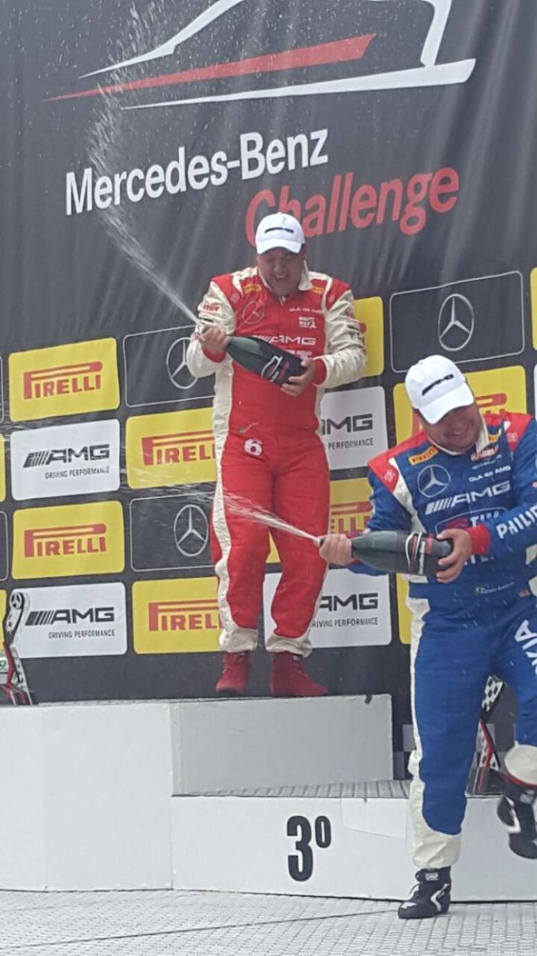 Adriano Rabello venceu prova na Mercedes Challenge