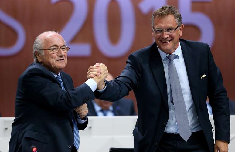 Jérôme Valcke e Joseph Blatter são bem próximos
